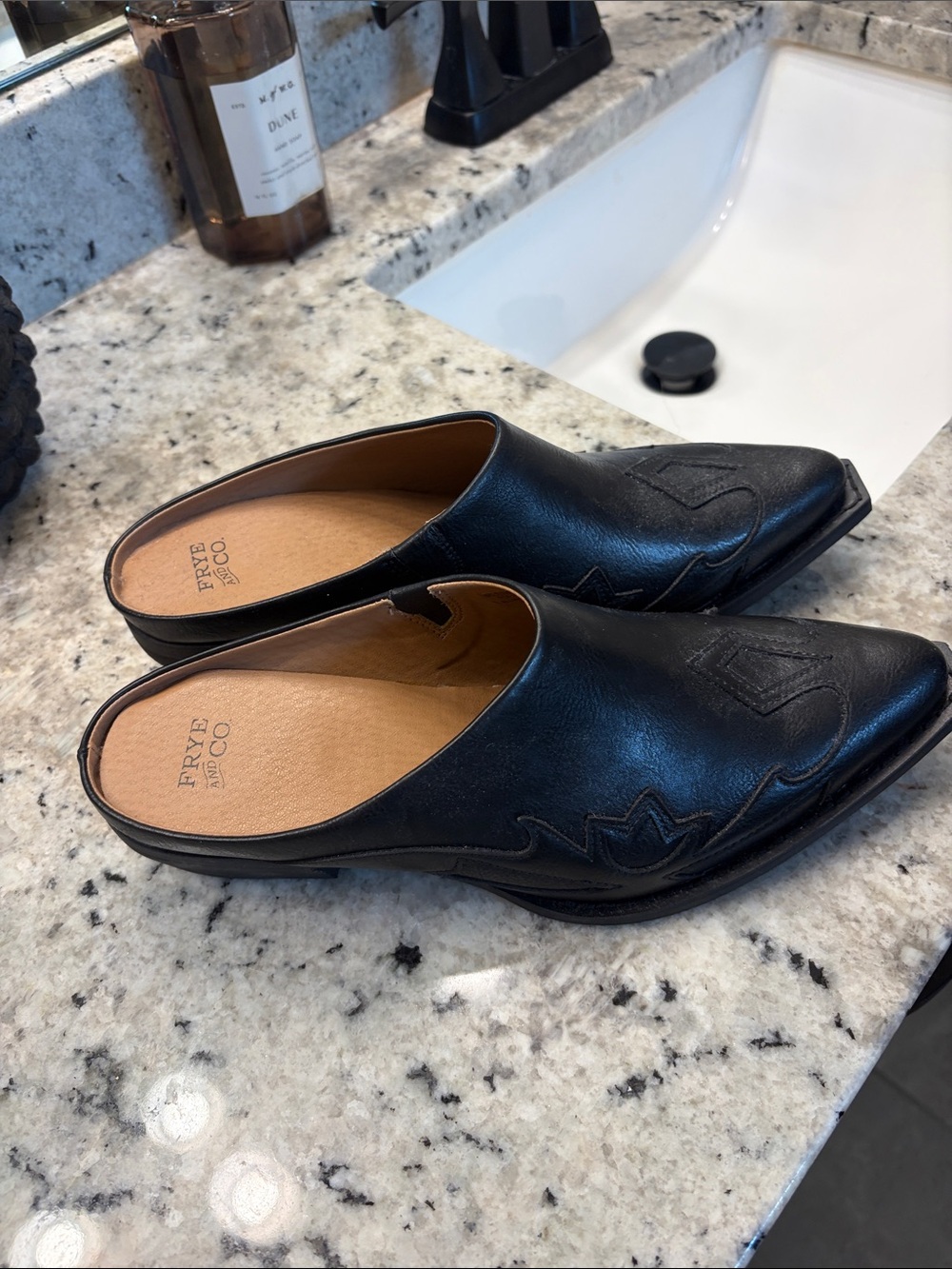 FRYE Black Leather Slip-On Mule with Western Stitching